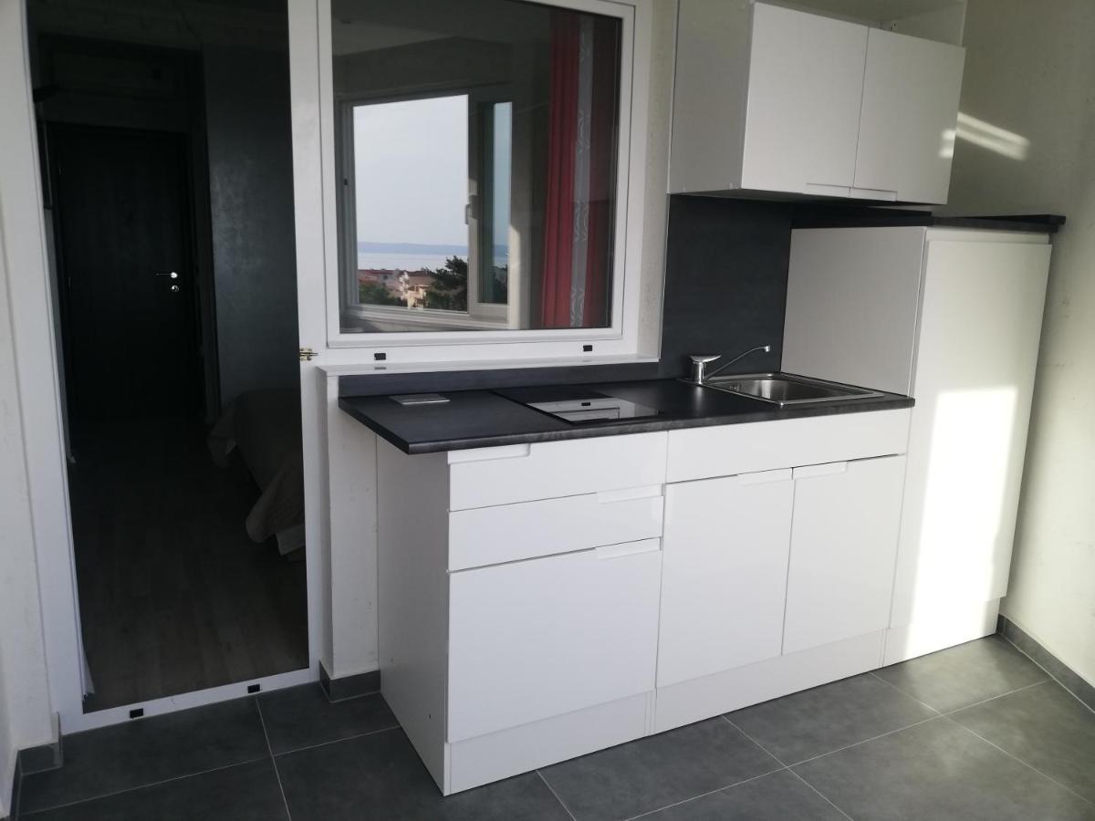 Apartmani Zoran Bilic Promajna Ngoại thất bức ảnh